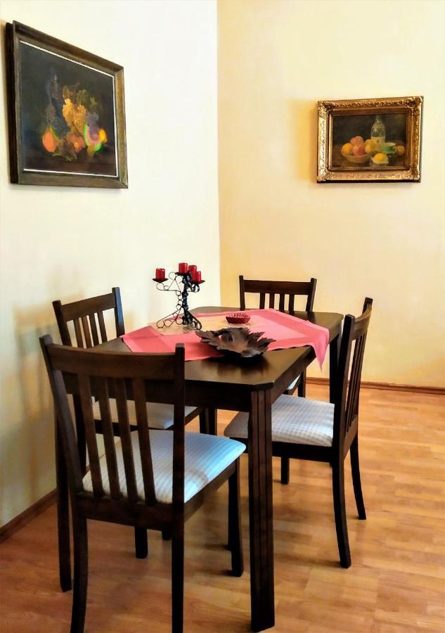Apartment Sense Of Zizkov Прага Екстериор снимка